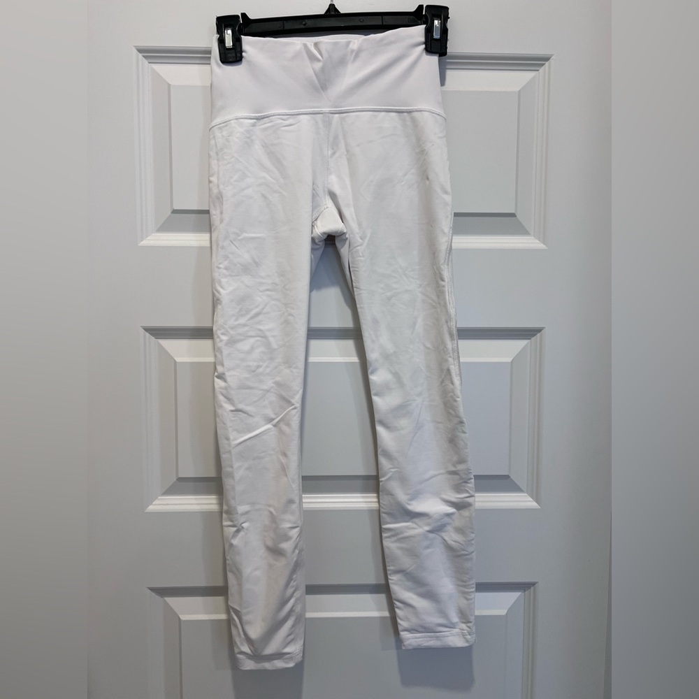 White Lululemon tights